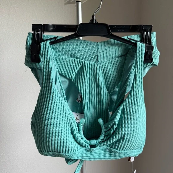 NWT Becca Line Sand Scoop Neck Swim Top Bra and Bikini Bottom Sz L